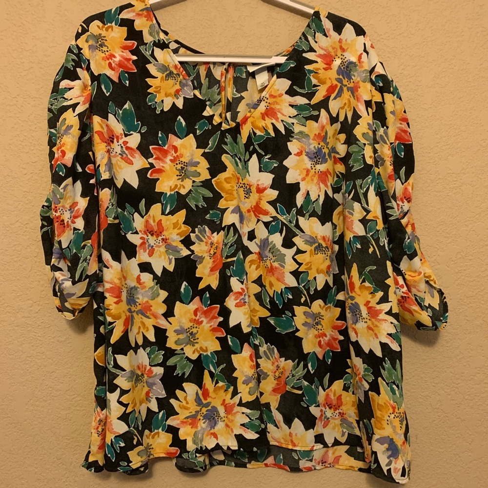 Ava & Viv Floral Top